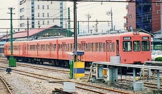 イメージ：上信電鉄の電車（ウィキメディア・コモンズ）
