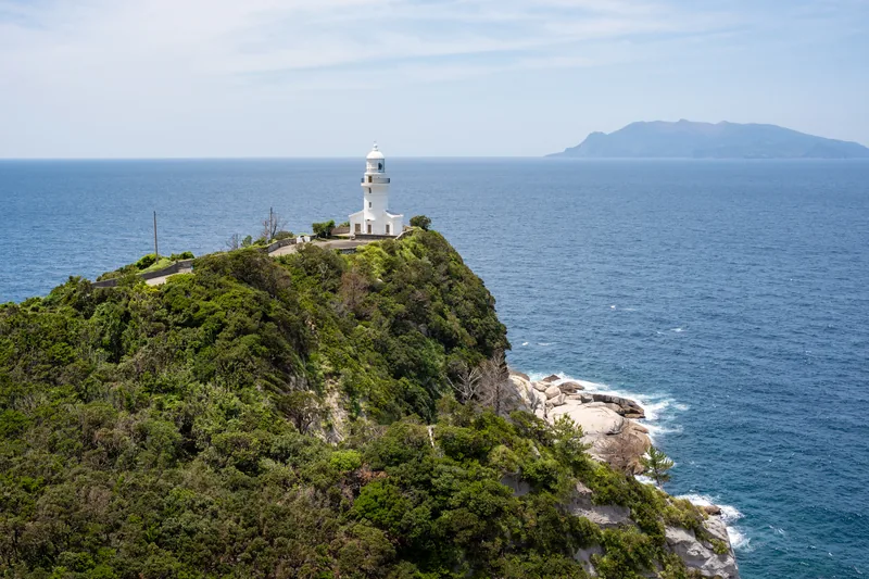 屋久島灯台（ウィキメディア・コモンズ）