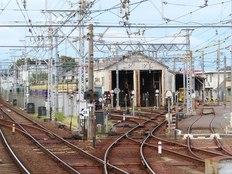 京阪 錦織車庫（ウィキメディア・コモンズ）