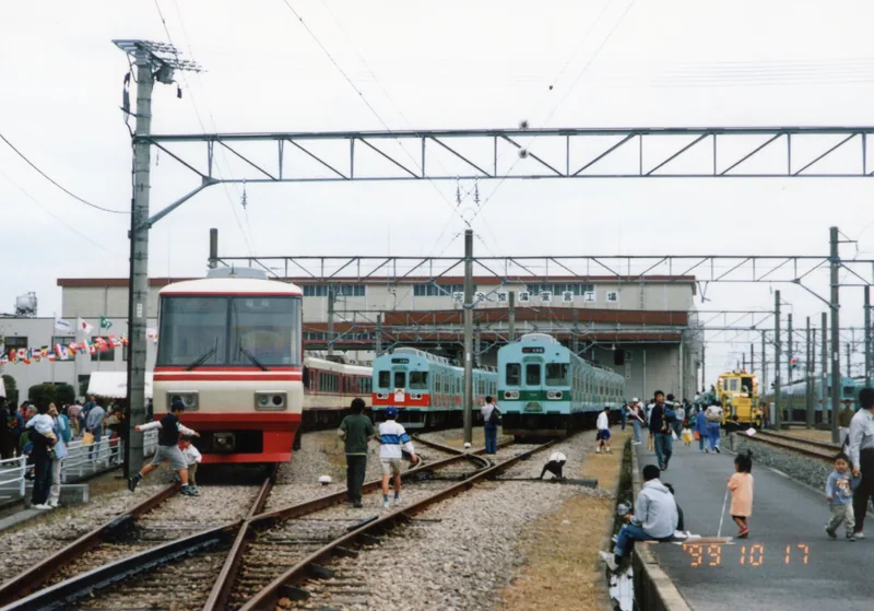 にしてつ電車まつり（西鉄電車筑紫車両基地開放）（ウィキメディア・コモンズ）