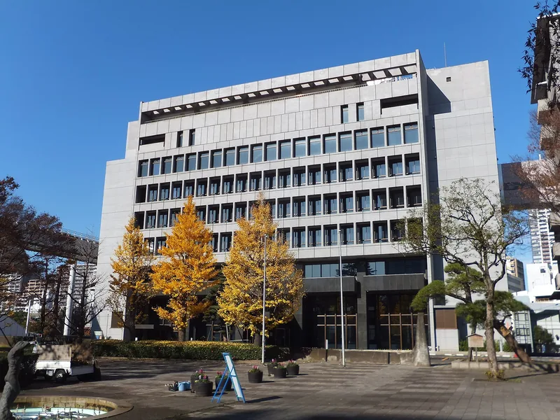 千葉県議会議事堂（ウィキメディア・コモンズ）