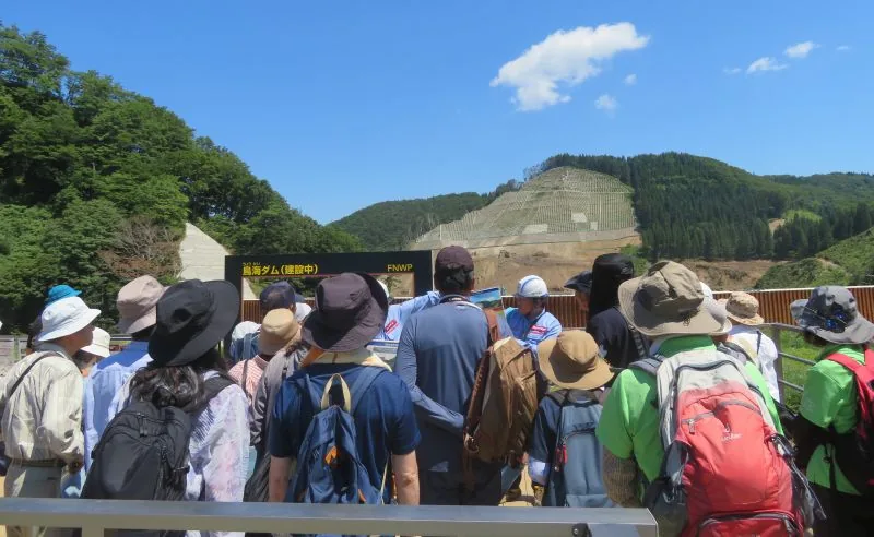 鳥海ダム工事見学周遊ツアー（www.obako5.com の告知画像）
