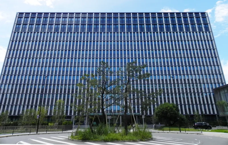 福岡地方・家庭裁判所（裁判の傍聴・庁舎見学）（www.courts.go.jp の掲載画像）