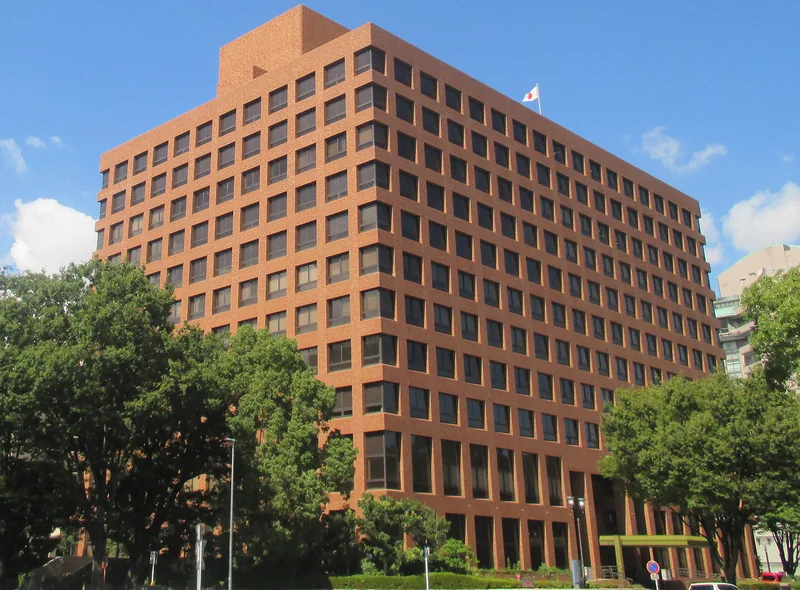 名古屋地方裁判所（裁判の傍聴・庁舎見学）（www.courts.go.jp の掲載画像）
