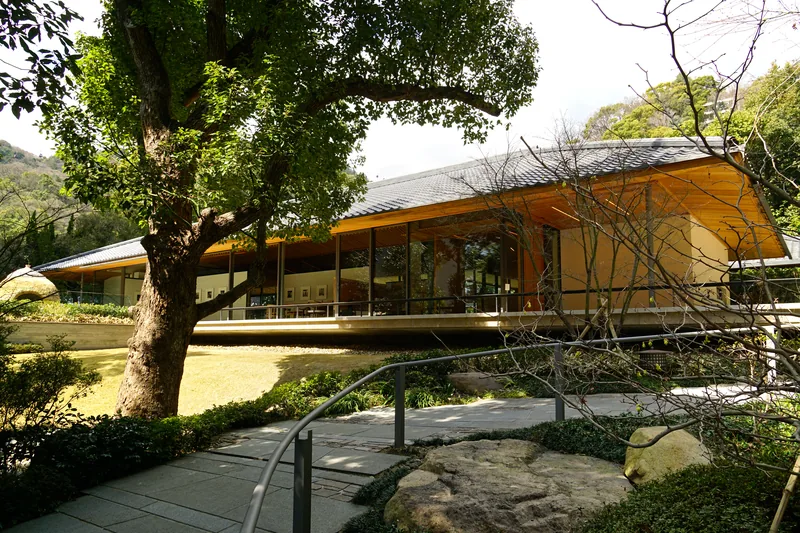 竹中大工道具館（ウィキメディア・コモンズ）