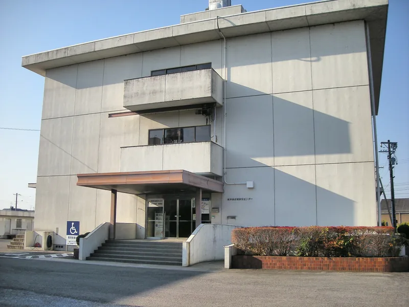 岐阜県広域防災センター（ウィキメディア・コモンズ）