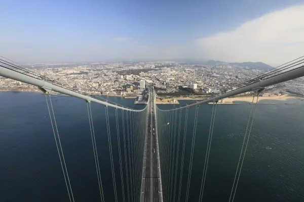 橋の科学館（明石海峡大橋）（www.hashinokagakukan.jp の掲載画像）