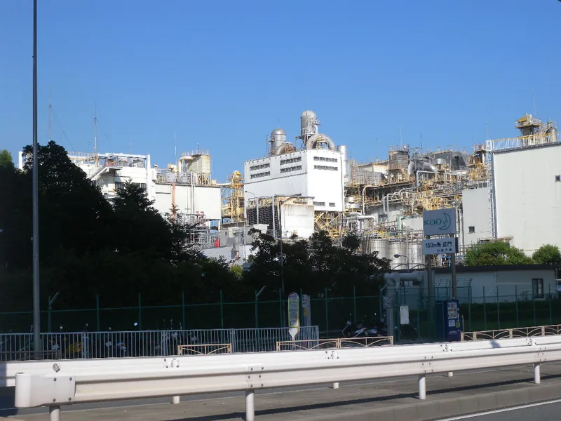 イメージ：花王の工場（川崎工場）（ウィキメディア・コモンズ）