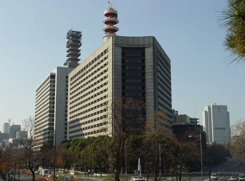 警視庁（ウィキメディア・コモンズ）