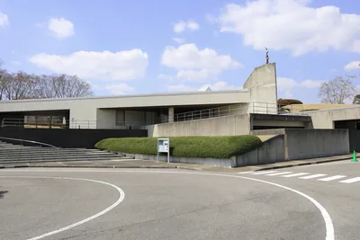 トヨタ鞍ヶ池記念館（ウィキメディア・コモンズ）