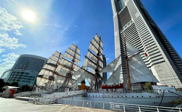 帆船日本丸・横浜みなと博物館（www.nippon-maru.or.jp の掲載画像）