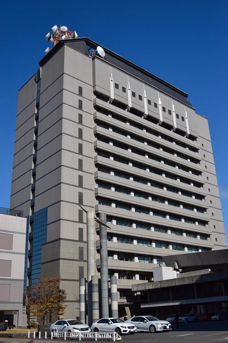 イメージ：となりの大分県庁新館（ウィキメディア・コモンズ）