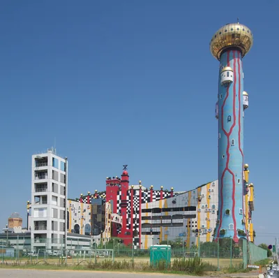 大阪広域環境施設組合舞洲工場（ウィキメディア・コモンズ）