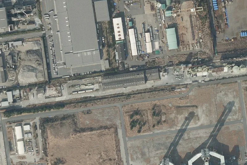堺・高石の工場地帯のあたりの空中写真（国土地理院）