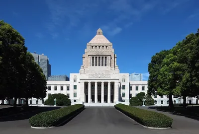 国会議事堂（ウィキメディア・コモンズ）