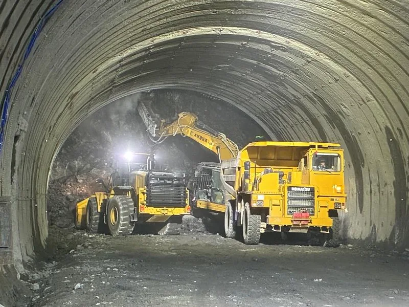 窪川佐賀道路 荷稲トンネル工事（www.skr.mlit.go.jp の告知画像）