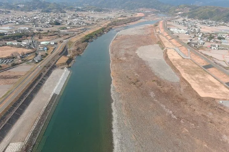 下大野地区低水護岸工事（www.skr.mlit.go.jp の告知画像）