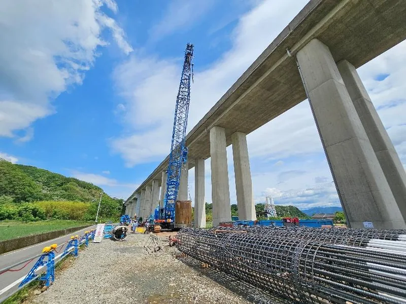 徳島道4車線化事業工事（土成IC~脇町IC間）（www.skr.mlit.go.jp の告知画像）