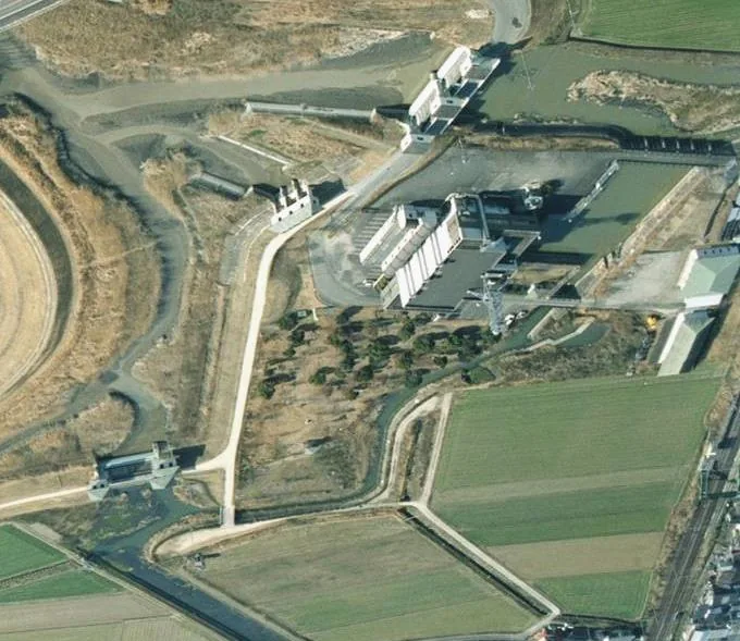 高橋排水機場・高橋自然観察公園（www.qsr.mlit.go.jp の掲載資料の画像）