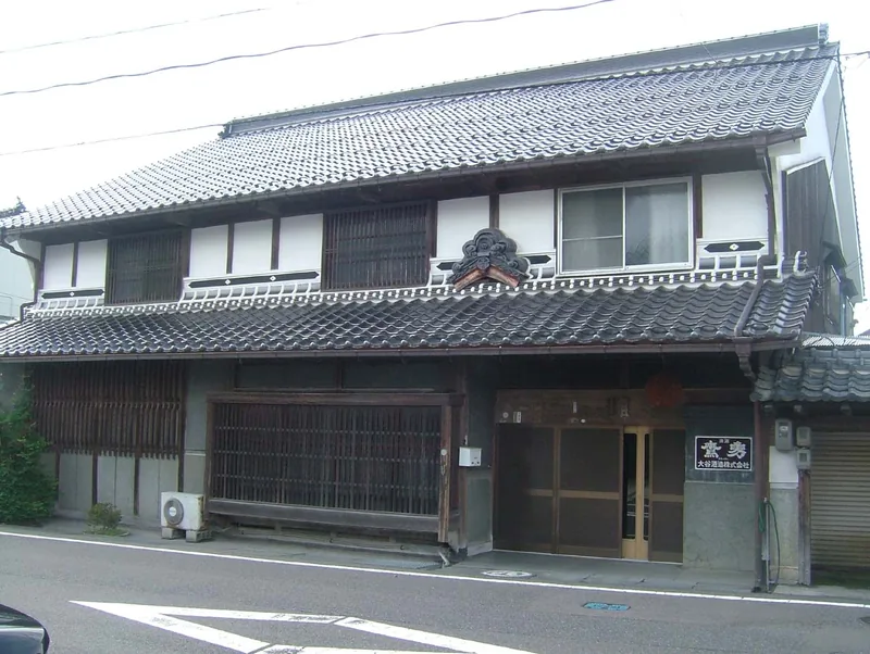 大谷酒造の建物（琴浦町）（ウィキメディア・コモンズ）