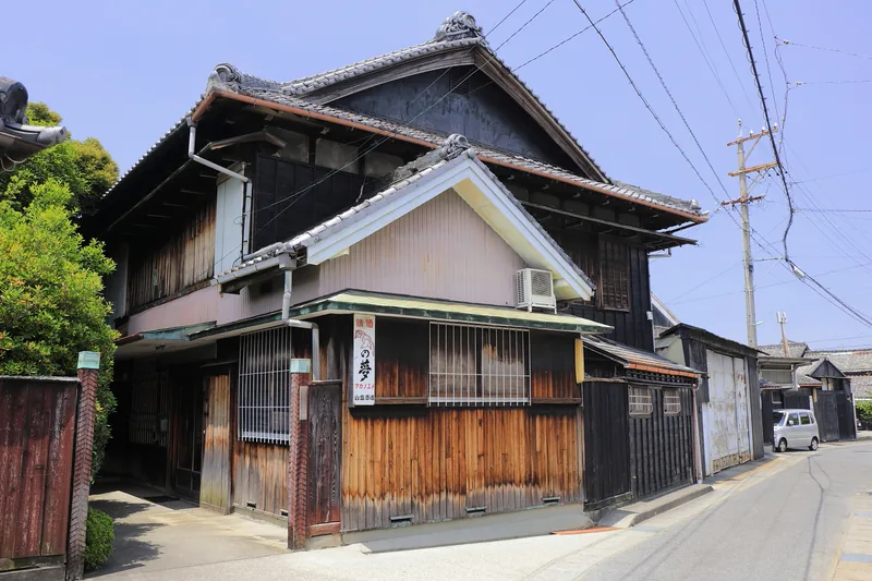 山盛酒造の蔵（名古屋市緑区大高）（ウィキメディア・コモンズ）