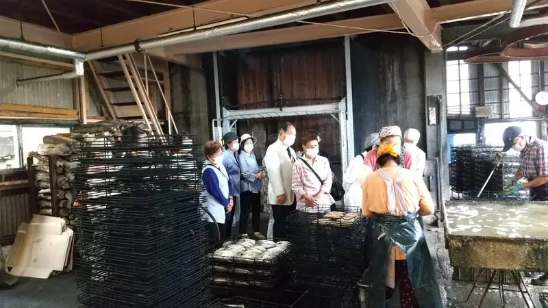 たけまさ商店 宗田節納屋見学体験（takemasa-syouten.com の掲載画像）