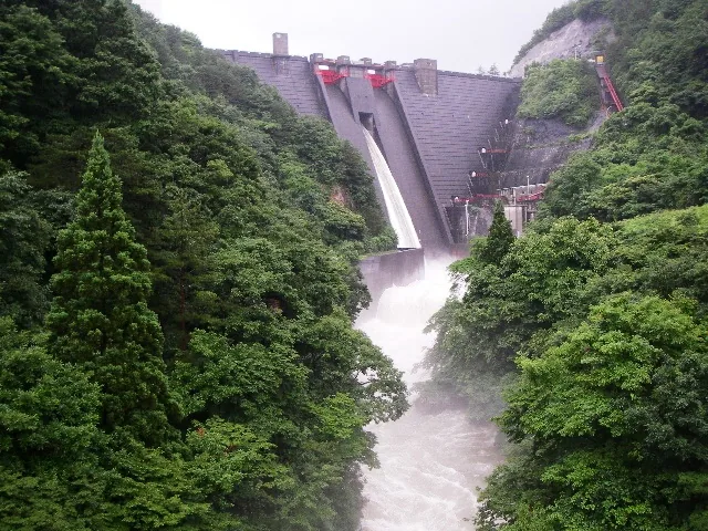 内の倉ダム（www.pref.niigata.lg.jp の告知画像）