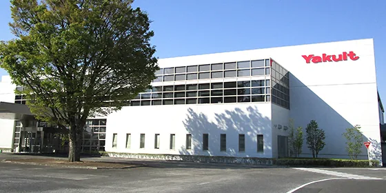 ヤクルト 茨城工場（www.yakult.co.jp の告知画像）
