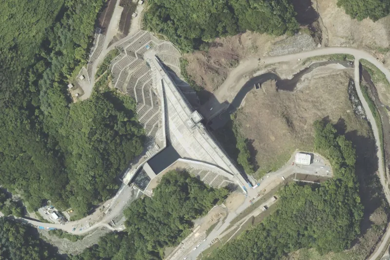 簗川ダムのあたりの空中写真（国土地理院）