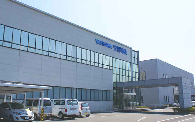 安川電機 行橋事業所 インバータ工場（www.yaskawa.co.jp の掲載画像）